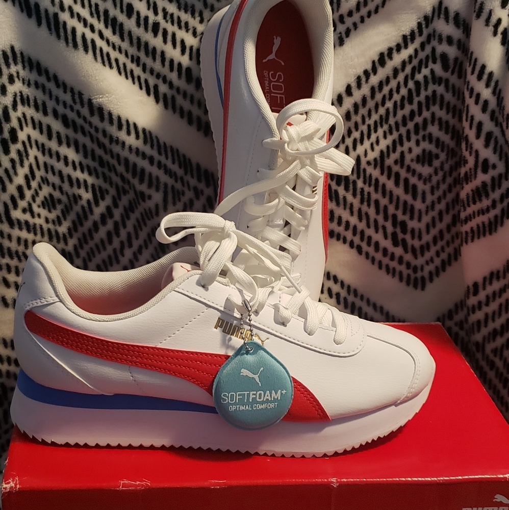 Brand New Women's Puma Turino Stacked in box.